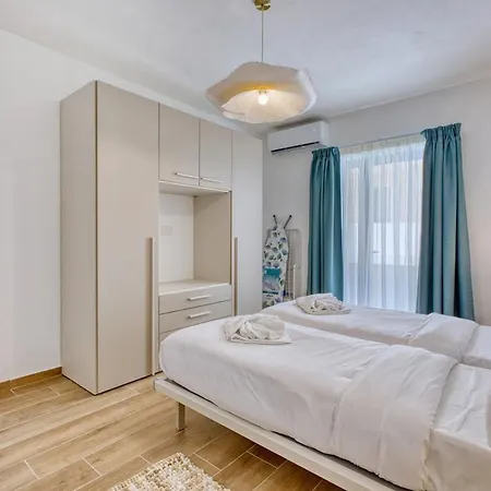 Lägenhet Luxury 3br Seafront *