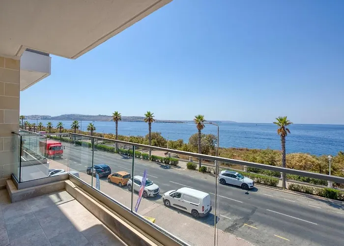 Luxury 3br Seafront Lägenhet St. Paul's Bay