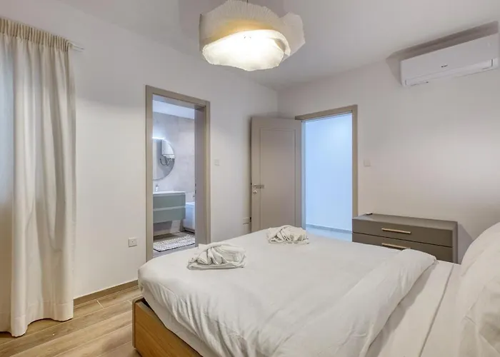 Lägenhet Luxury 3br Seafront