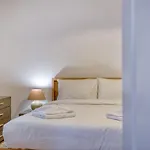 Luxury 3br Seafront Apartament