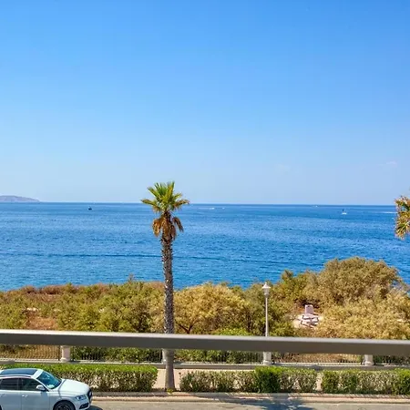 Daire Luxury 3br Seafront St. Paul's Bay