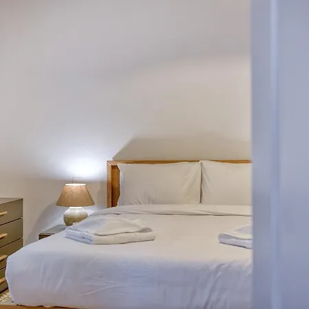 Luxury 3br Seafront Appartement