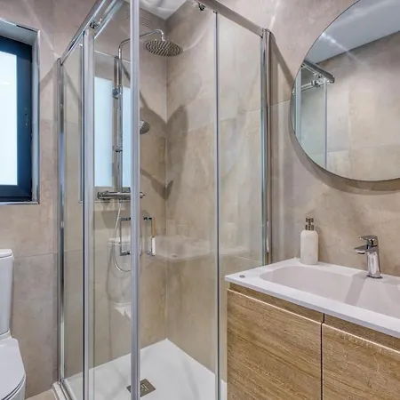 Luxury 3br Seafront St. Paul's Bay