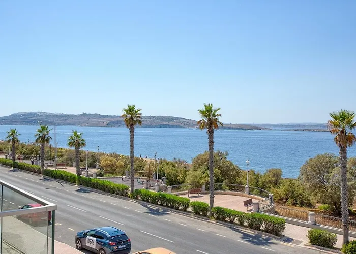 Luxury 3br Seafront *