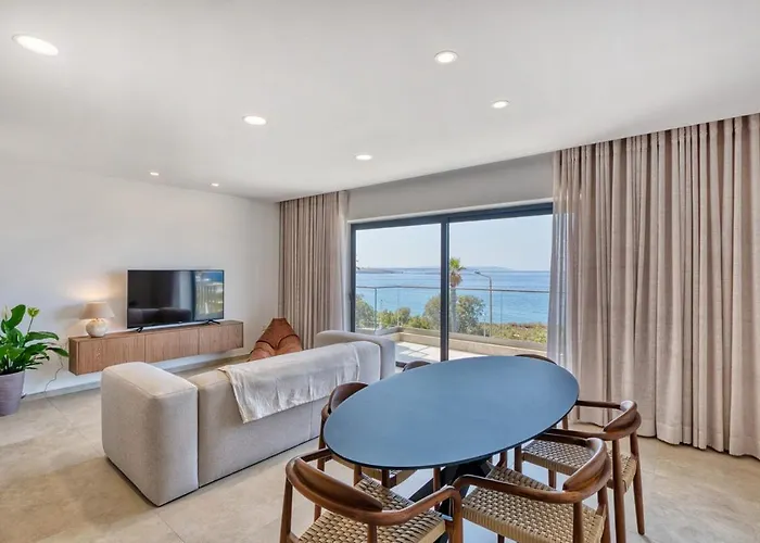 Διαμέρισμα Luxury 3br Seafront Σεντ Πόλς Μπέι